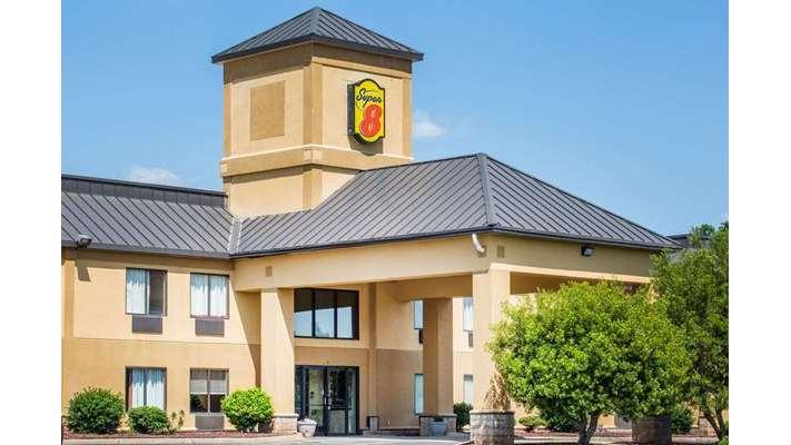 Super 8 by Wyndham Piedmont Greenville Area