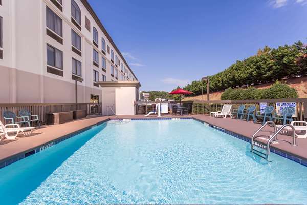 Wingate by Wyndham Greenville Airport